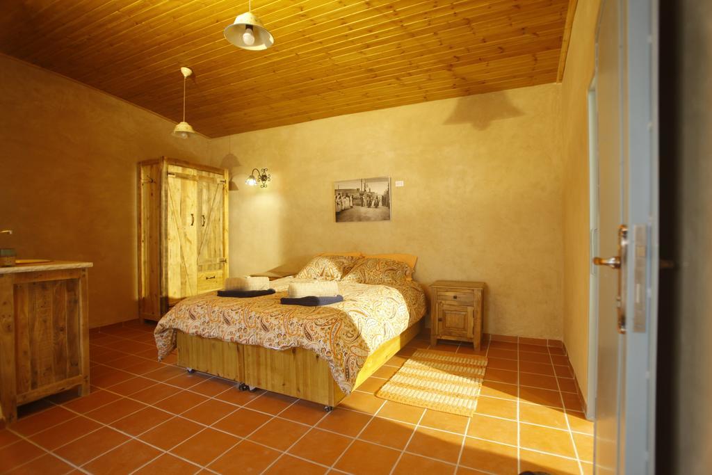 The Well Inn Berseba Szoba fotó